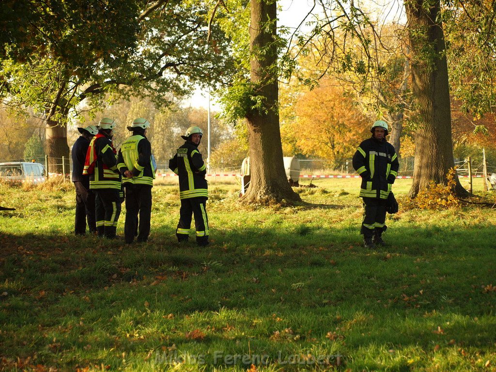 Kleinflugzeug abgestuerzt Sankt Augustin Meindorf P073.JPG